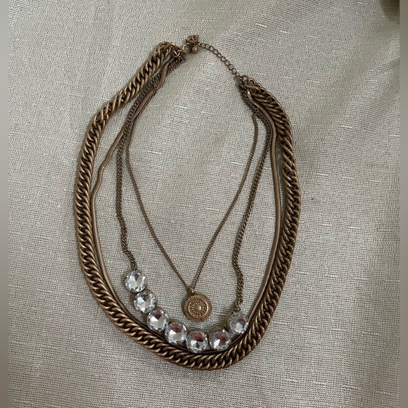 Jewelry - Gold necklace